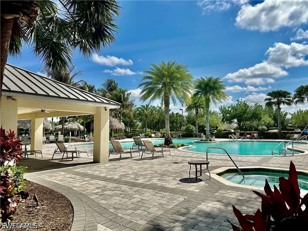 1823 Alameda Drive Naples FL 34120