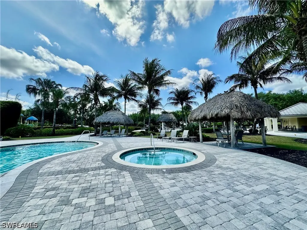 1823 Alameda Drive Naples FL 34120