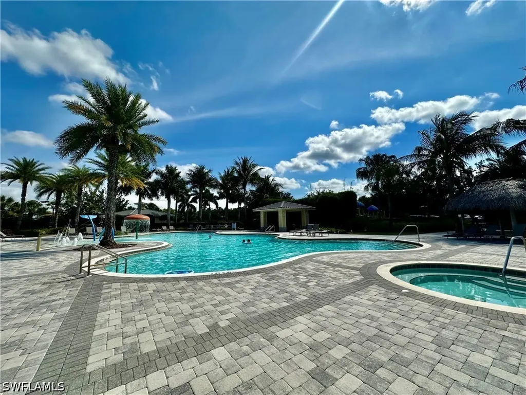 1823 Alameda Drive Naples FL 34120