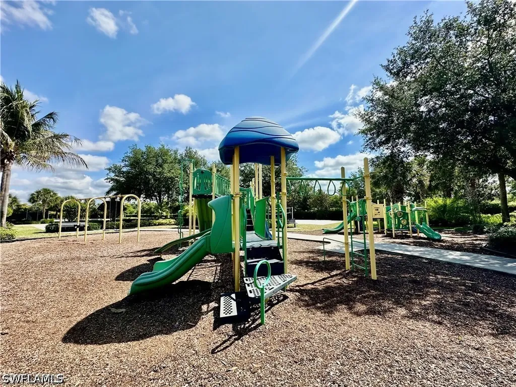 1823 Alameda Drive Naples FL 34120