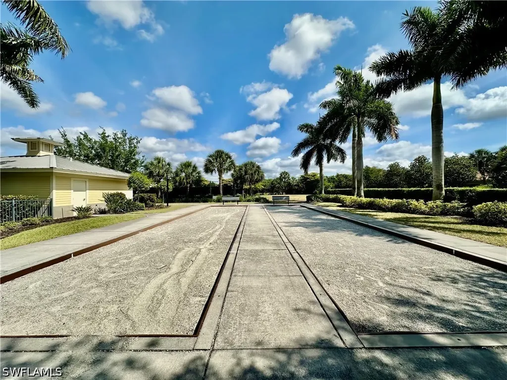 1823 Alameda Drive Naples FL 34120