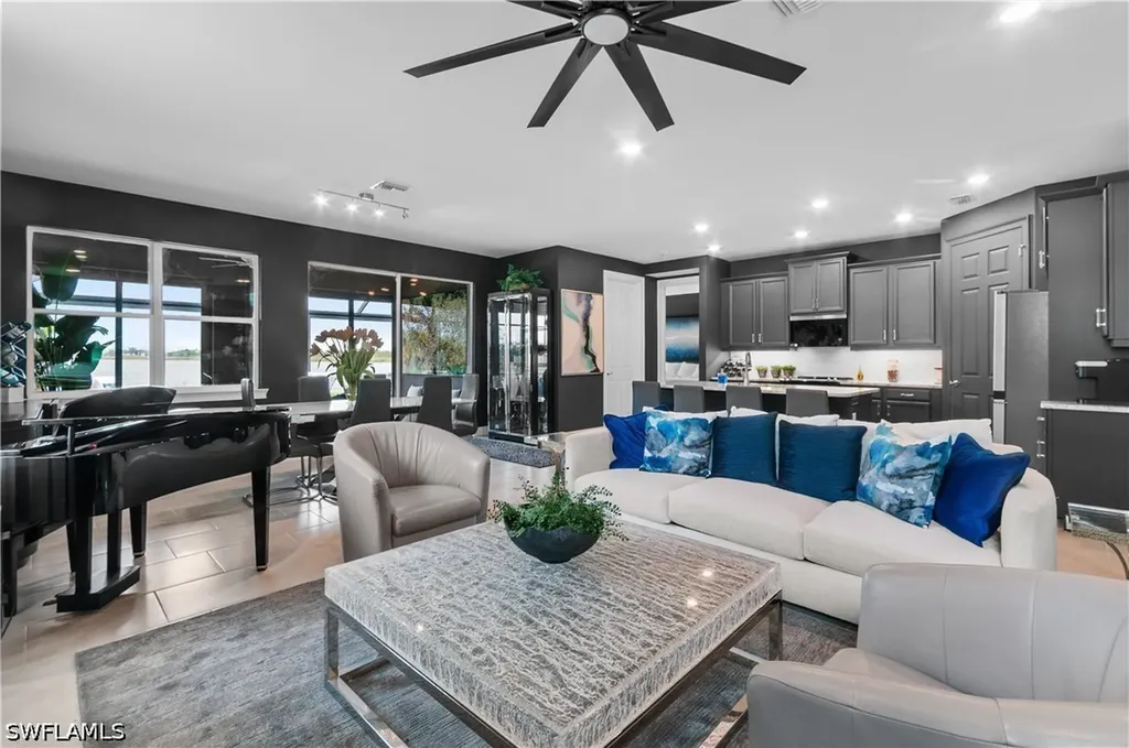 847 Stonewater Lake Terrace W Cape Coral FL 33993