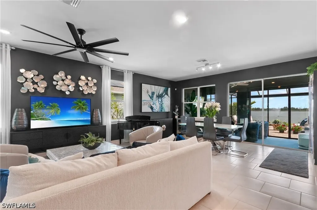 847 Stonewater Lake Terrace W Cape Coral FL 33993