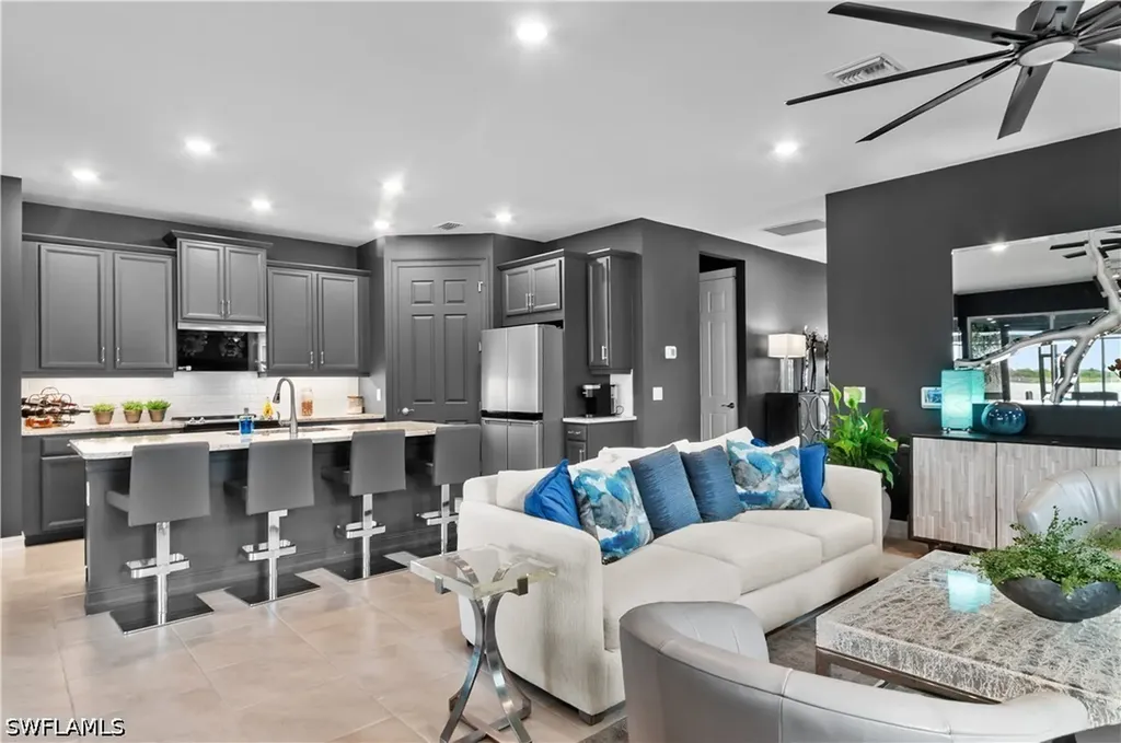 847 Stonewater Lake Terrace W Cape Coral FL 33993
