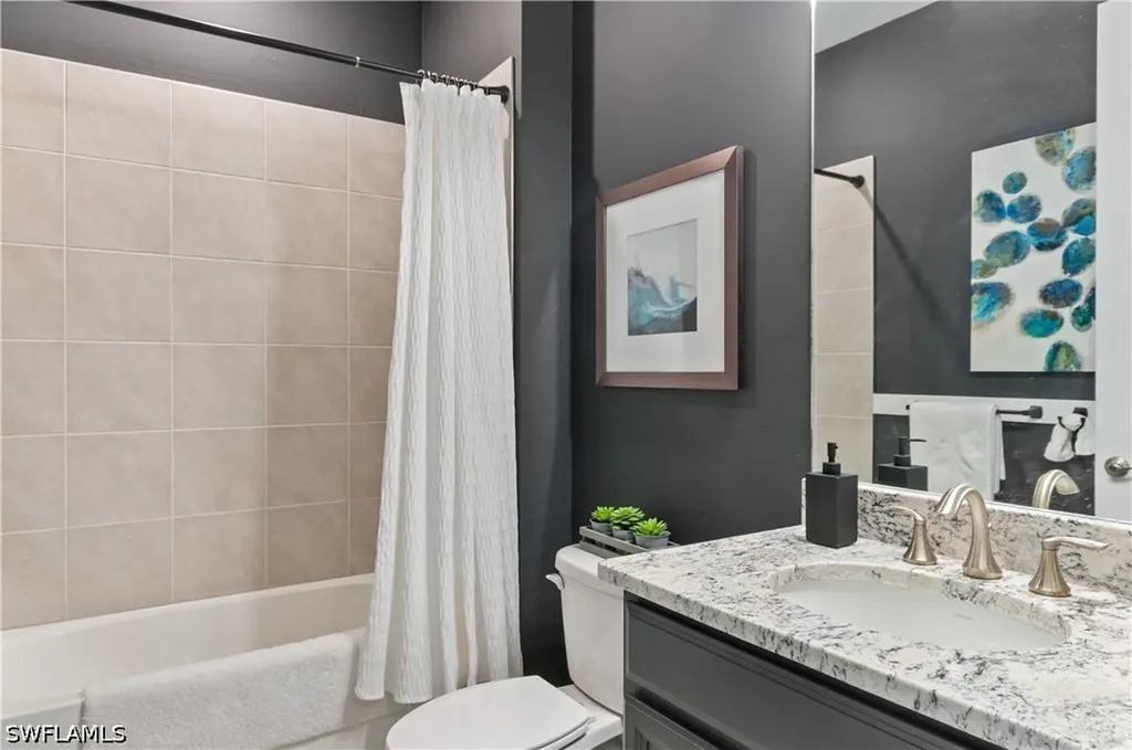 847 Stonewater Lake Terrace W Cape Coral FL 33993