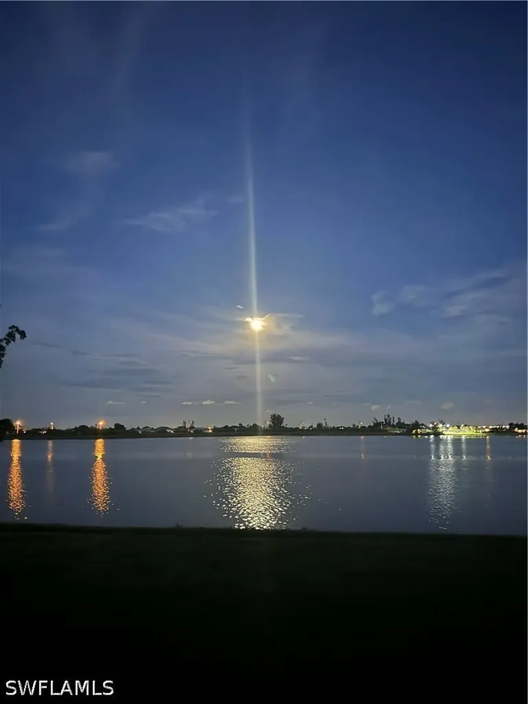 847 Stonewater Lake Terrace W Cape Coral FL 33993