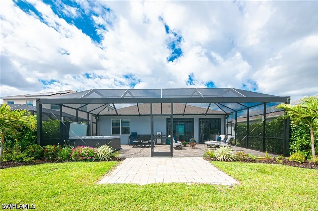 847 Stonewater Lake Terrace W Cape Coral FL 33993
