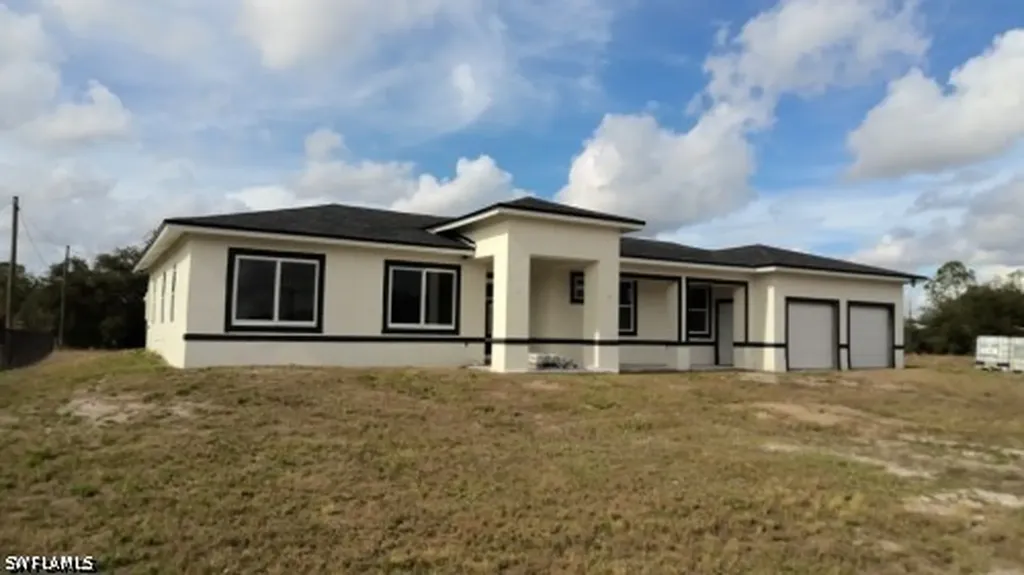 1715 Mcarthur Avenue Lehigh Acres FL 33972