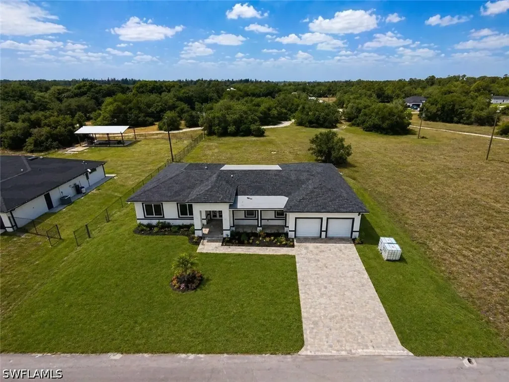 1715 Mcarthur Avenue Lehigh Acres FL 33972