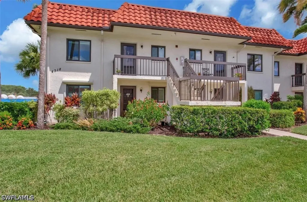 4318 27th Court SW Naples FL 34116