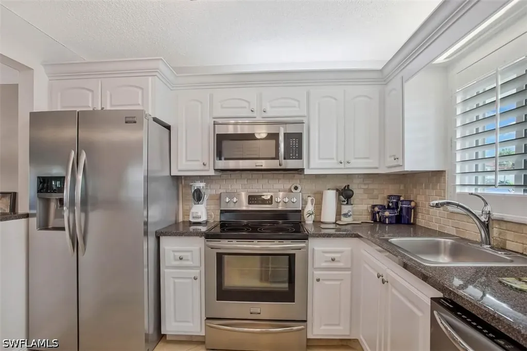 4318 27th Court SW Naples FL 34116