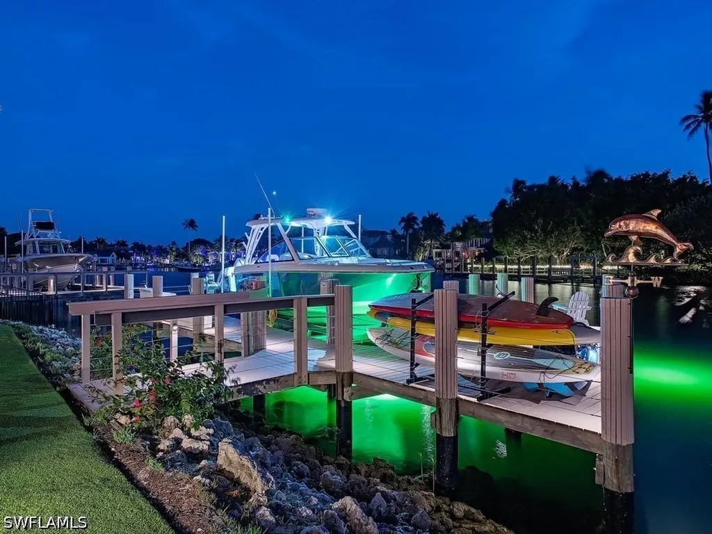 3040 Fort Charles Drive Naples FL 34102