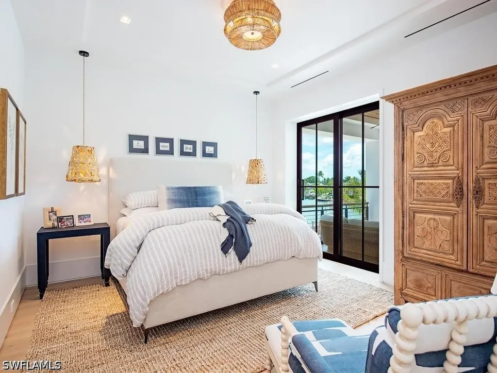 3040 Fort Charles Drive Naples FL 34102