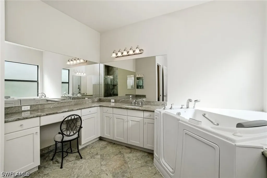 3098 Hudson Terrace Naples FL 34119