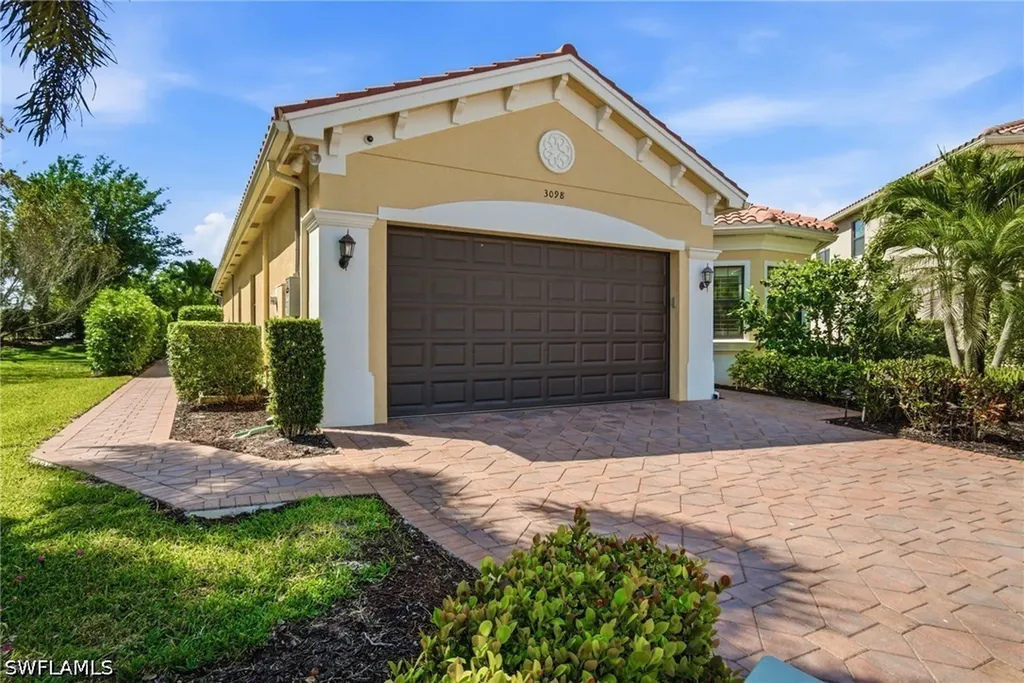 3098 Hudson Terrace Naples FL 34119