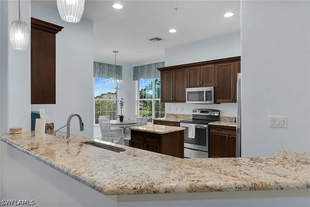8065 Players Cove Drive Naples FL 34113