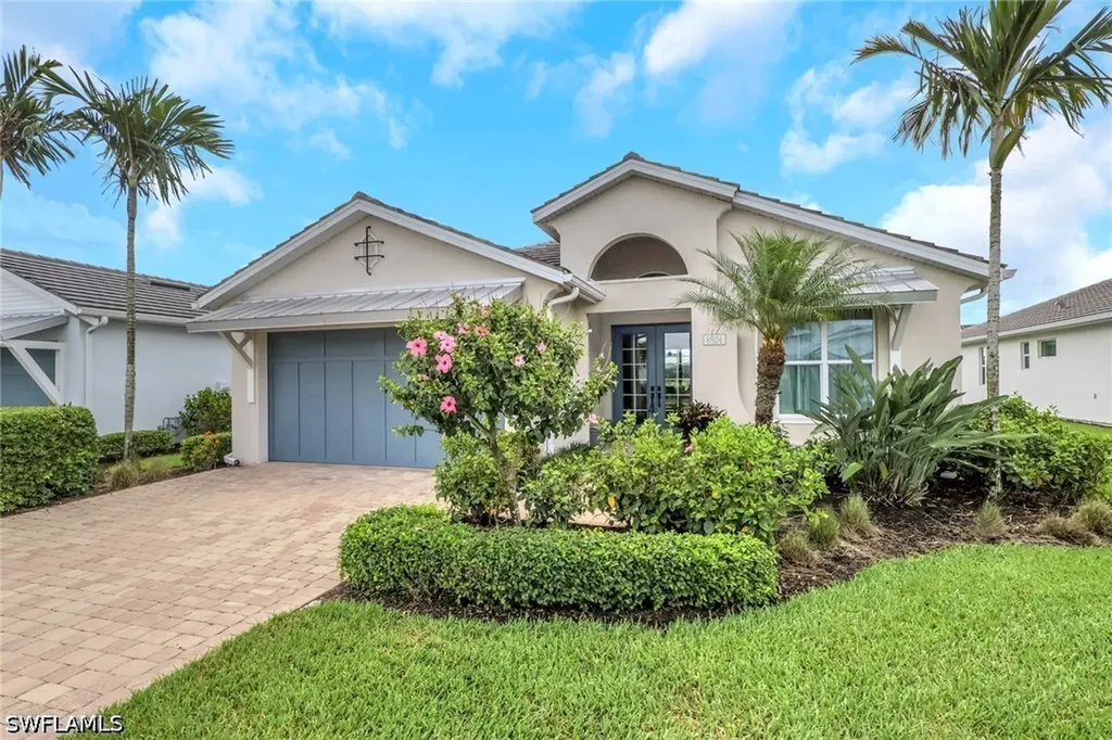 Naples FL, 8924 Mustique Lane