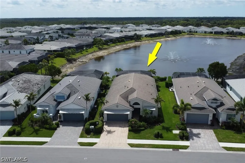 8924 Mustique Lane Naples FL 34114