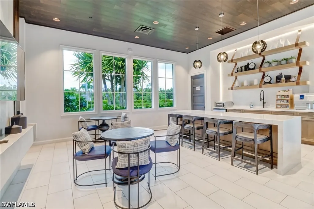 8924 Mustique Lane Naples FL 34114