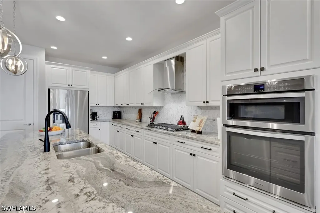 8924 Mustique Lane Naples FL 34114
