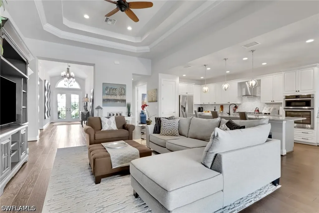 8924 Mustique Lane Naples FL 34114