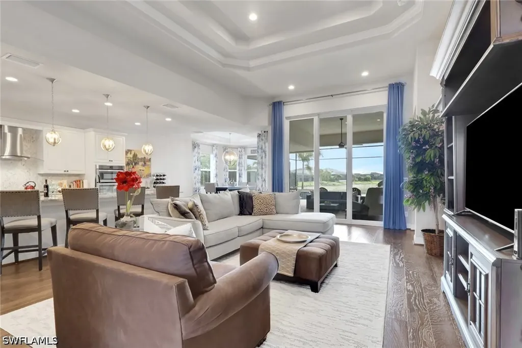 8924 Mustique Lane Naples FL 34114