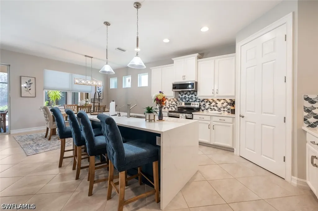 14606 Tropical Drive Naples FL 34114