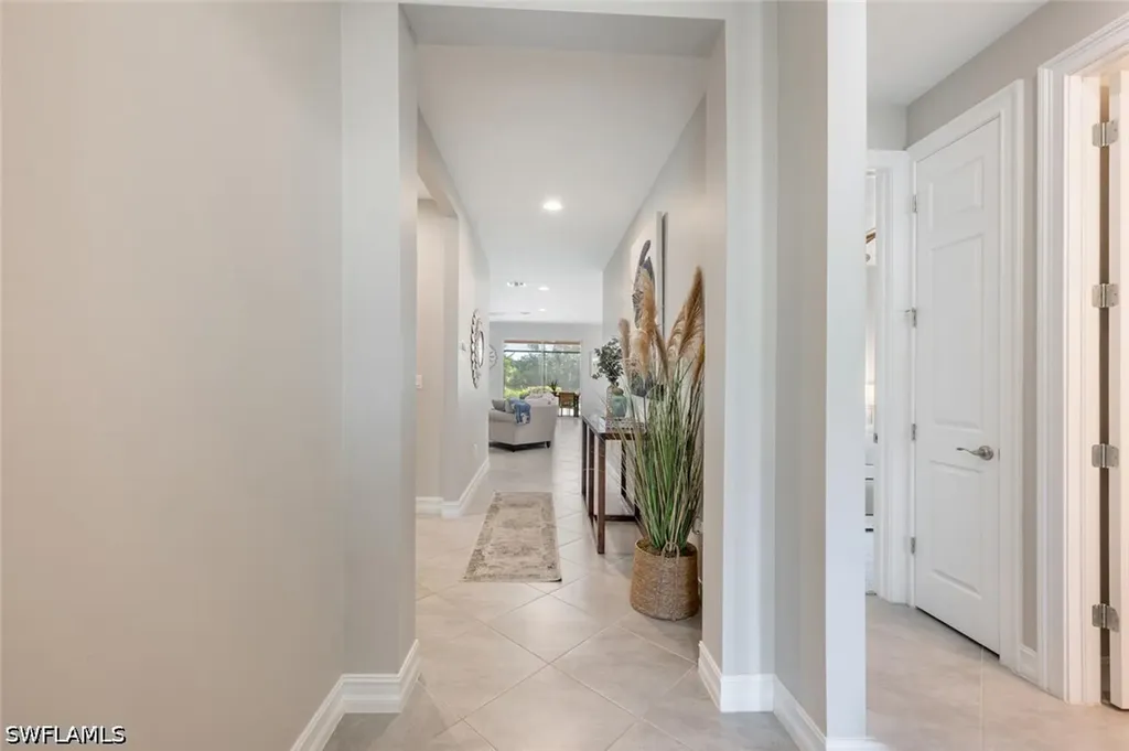14606 Tropical Drive Naples FL 34114