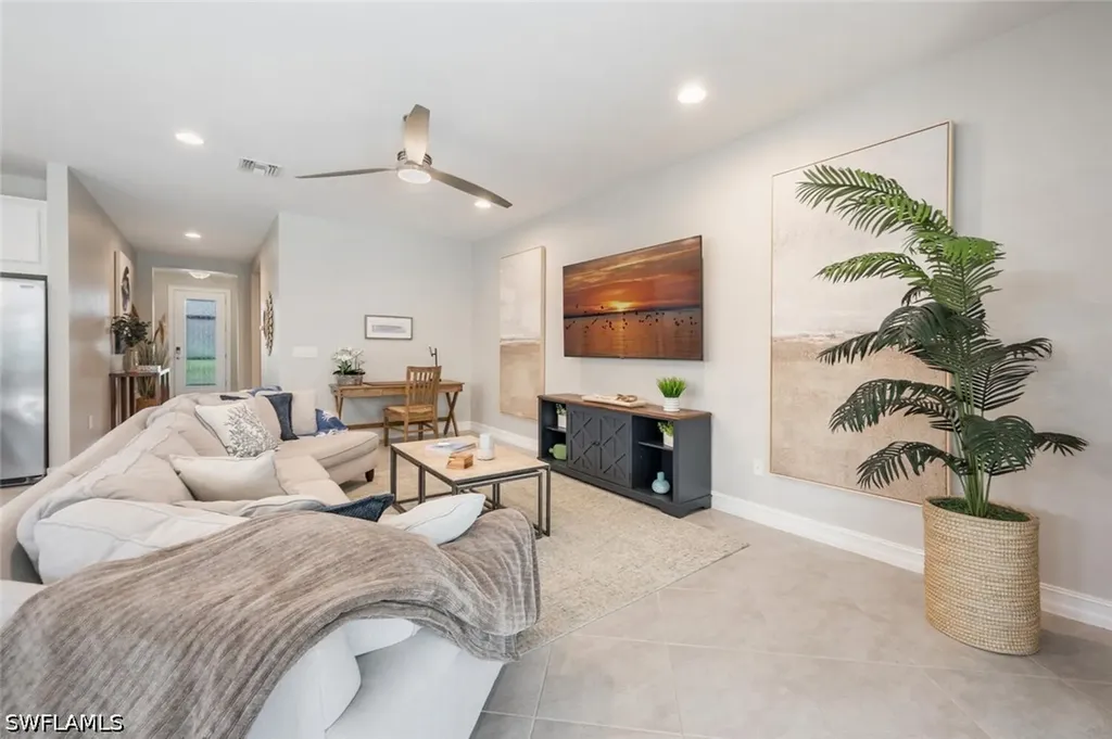 14606 Tropical Drive Naples FL 34114
