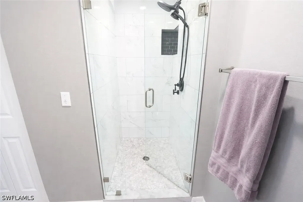 3225 Cypress Glen Way Naples FL 34109