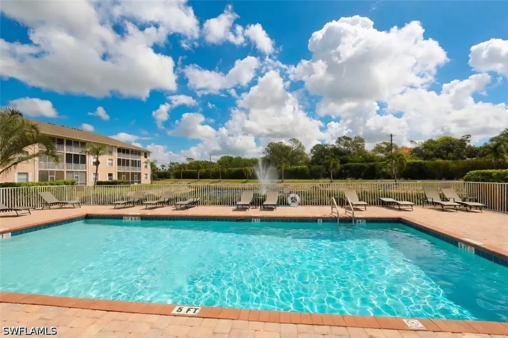 3225 Cypress Glen Way Naples FL 34109