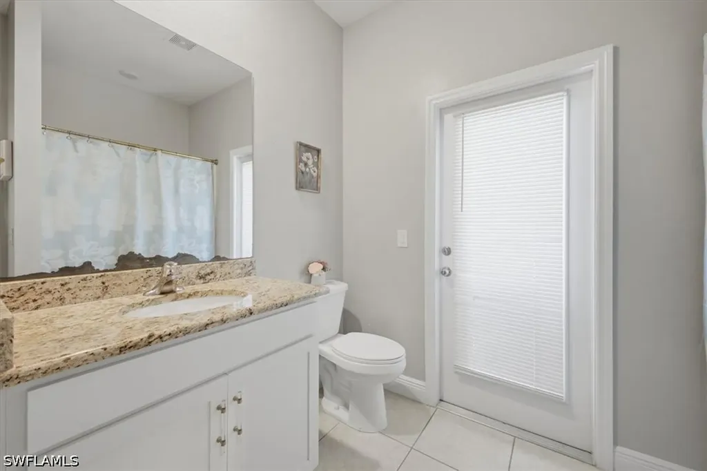 1025 NW 7th Place Cape Coral FL 33993