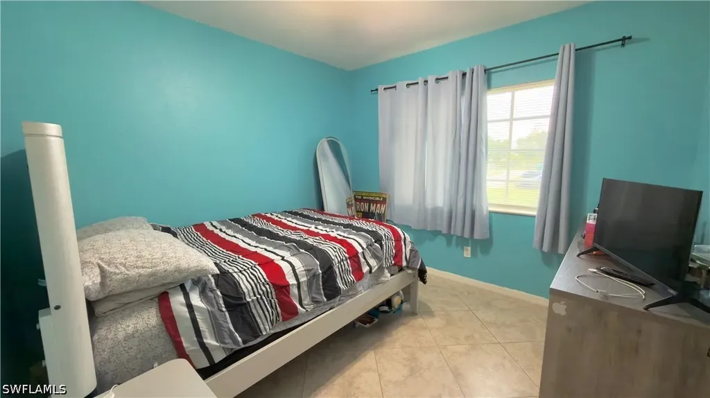 2675 45th Avenue NE Naples FL 34120