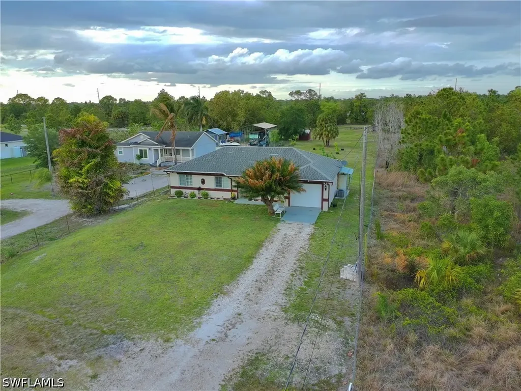 2675 45th Avenue NE Naples FL 34120