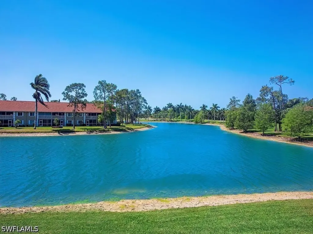 3675 Amberly Circle Naples FL 34112