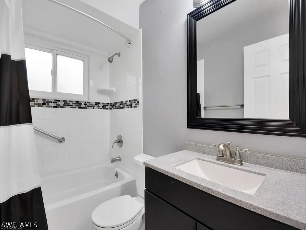 260 12th Street SE Naples FL 34117
