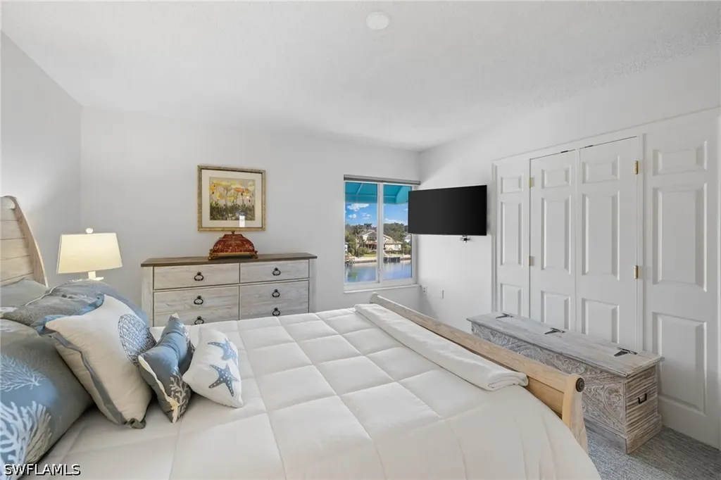 255 Park Shore Drive Naples FL 34103