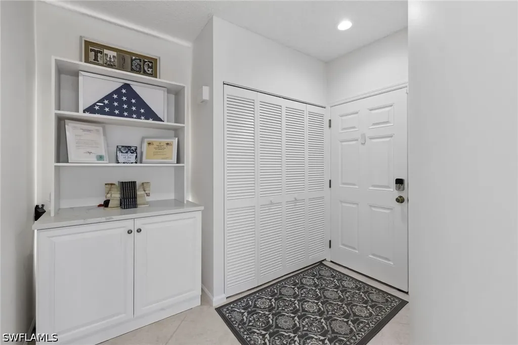 255 Park Shore Drive Naples FL 34103