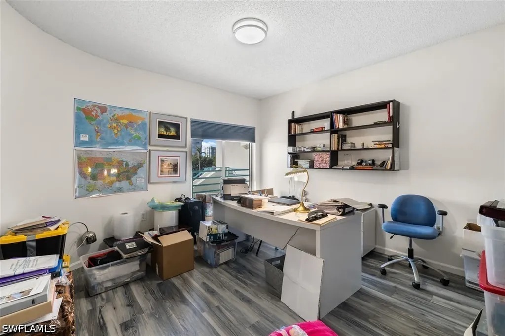 255 Park Shore Drive Naples FL 34103