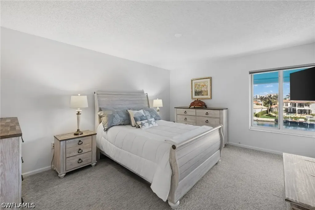 255 Park Shore Drive Naples FL 34103