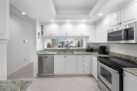 255 Park Shore Drive Naples FL 34103