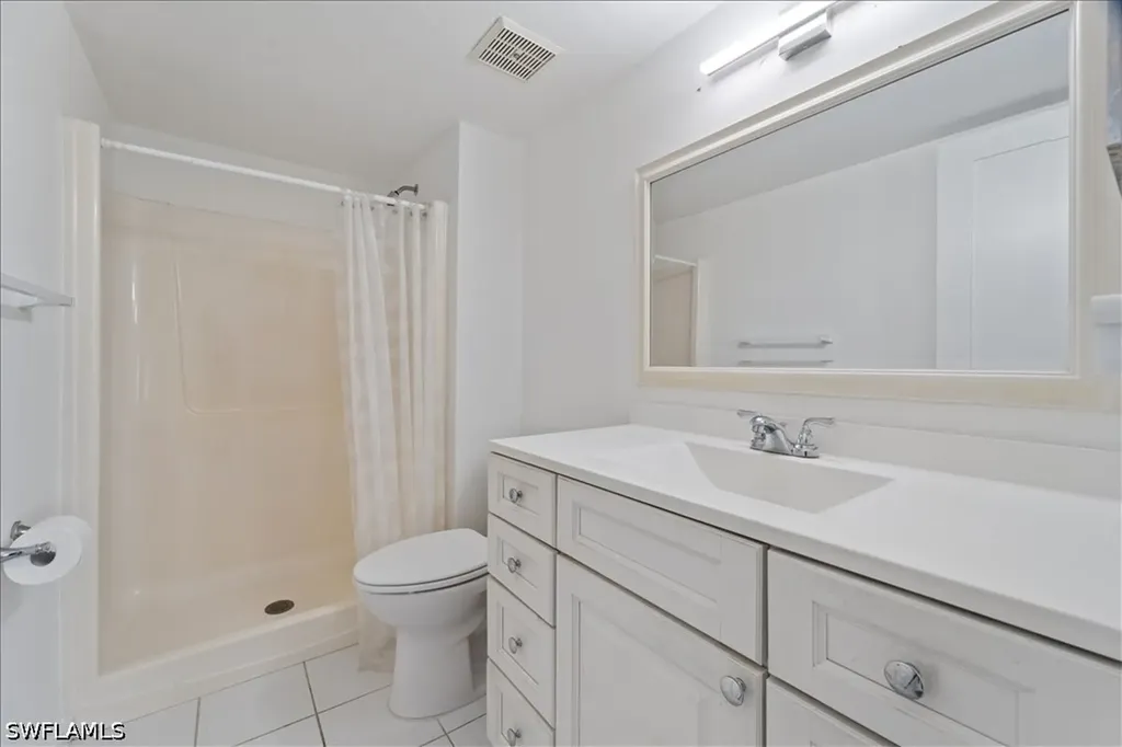 307 Goodlette-frank Road S Naples FL 34102