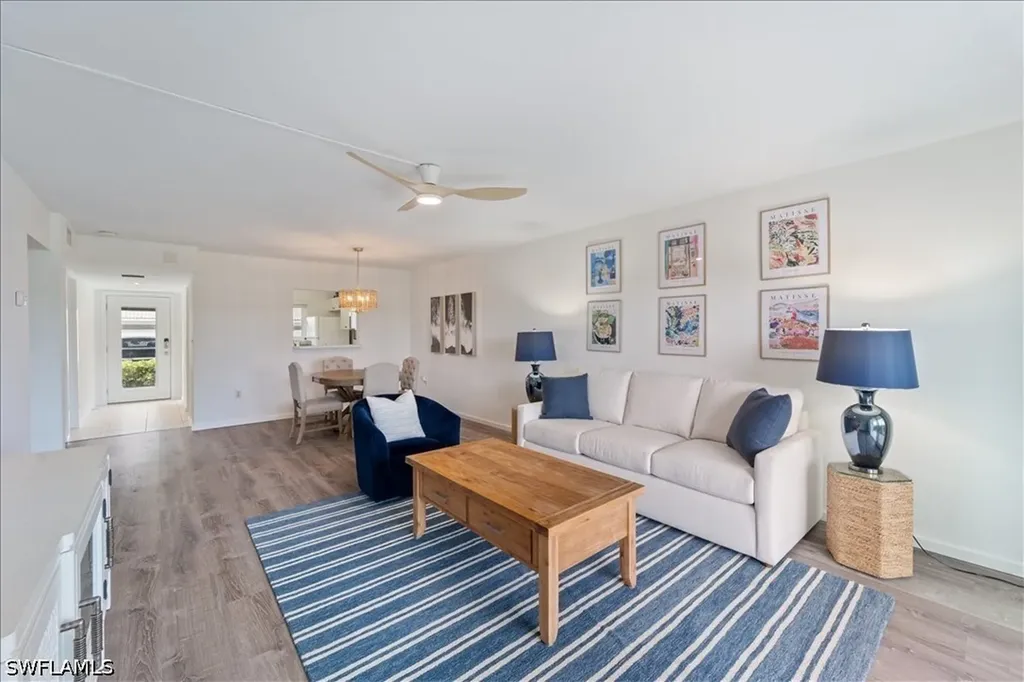307 Goodlette-frank Road S Naples FL 34102
