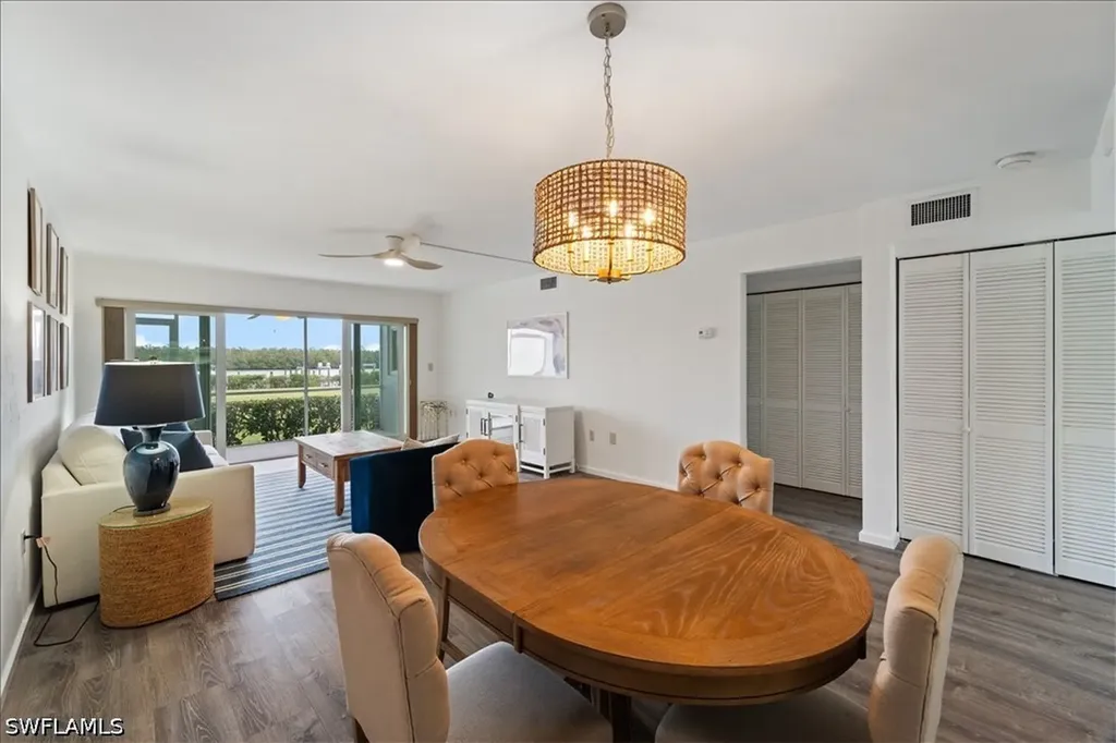 307 Goodlette-frank Road S Naples FL 34102