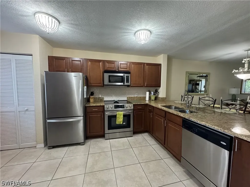 3062 Sandpiper Bay Circle Naples FL 34112