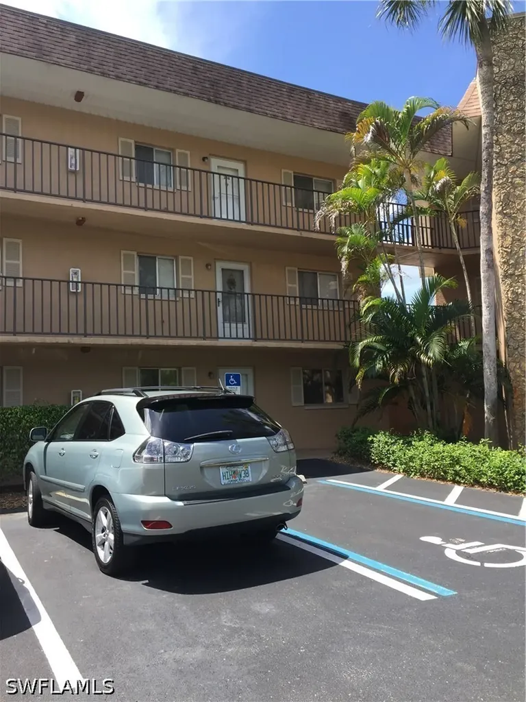 5651 Rattlesnake Hammock Road Naples FL 34113