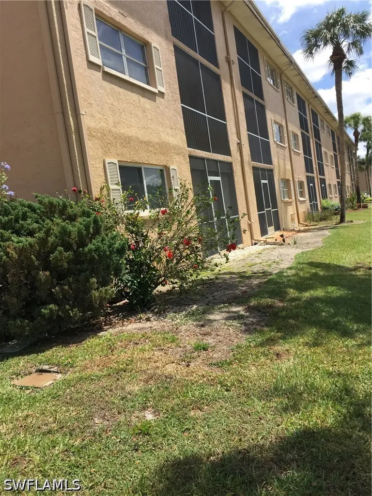 5651 Rattlesnake Hammock Road Naples FL 34113