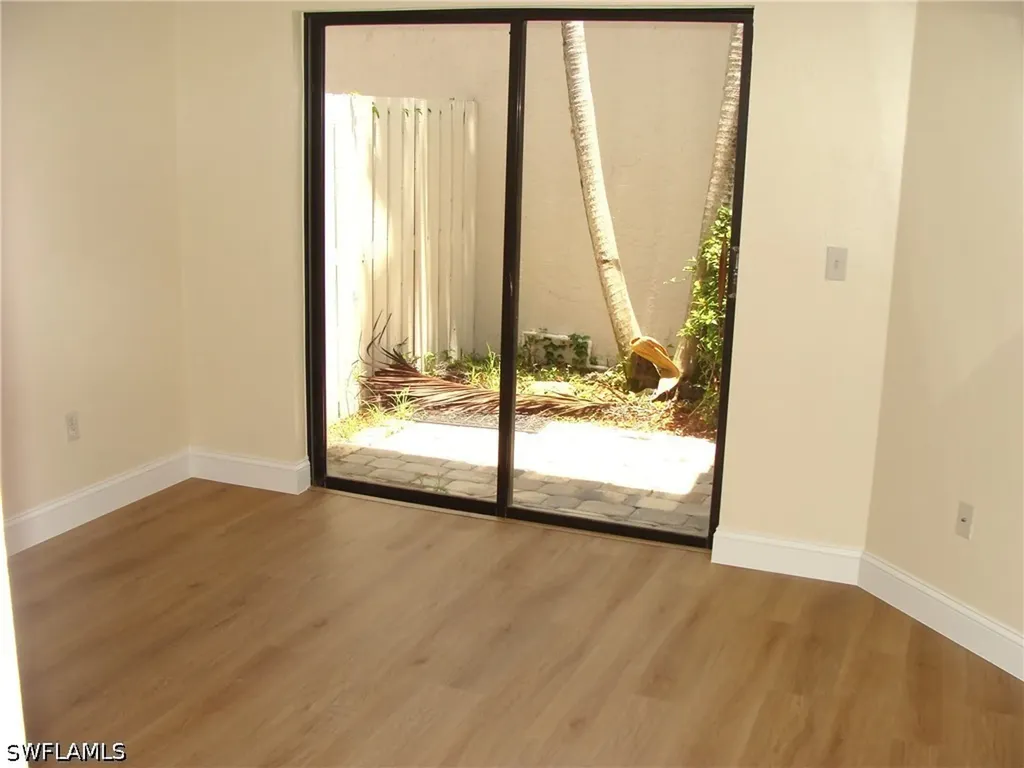 857 Reef Point Circle Naples FL 34108