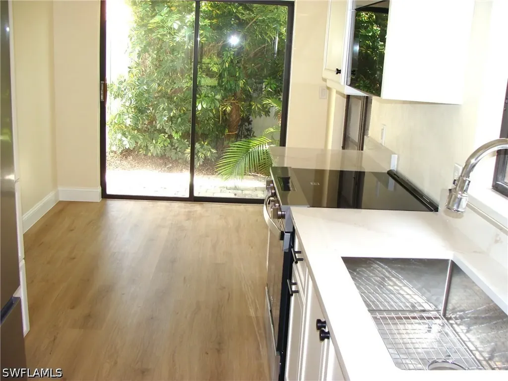 857 Reef Point Circle Naples FL 34108