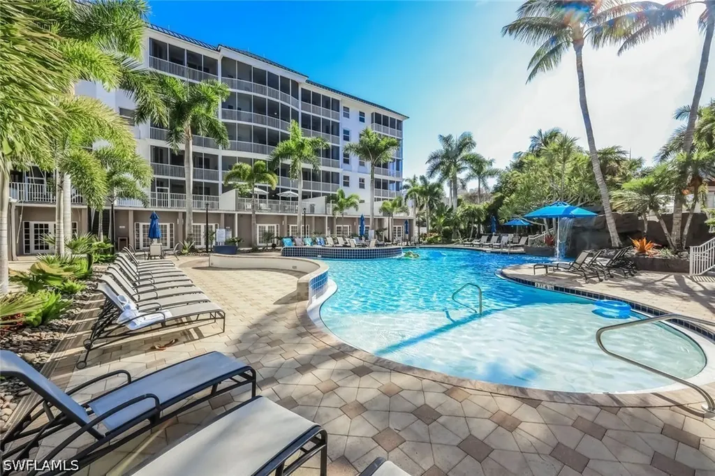 450 Launch Circle Naples FL 34108